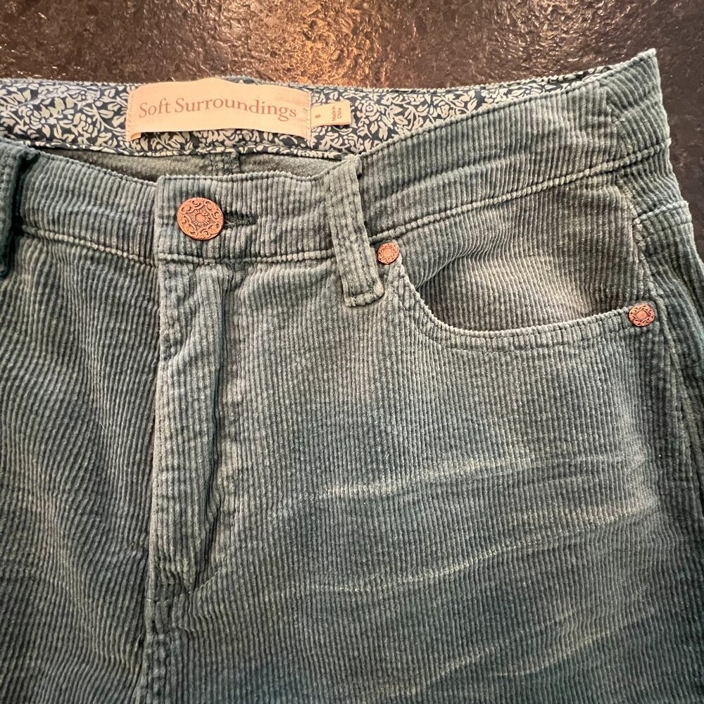 Soft Surroundings Corduroys Size 8 NWOT